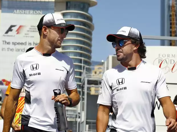 Jenson Button, Fernando Alonso Titel-Bild zur News: Jenson Button, Fernando Alonso