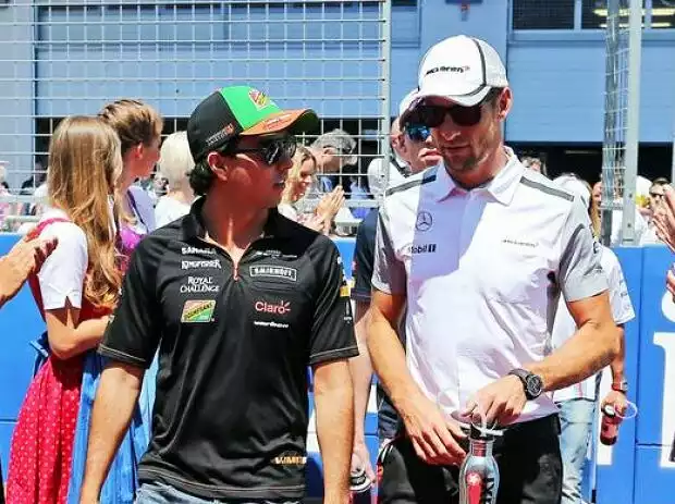 Sergio Perez, Jenson Button Titel-Bild zur News: Sergio Perez, Jenson Button
