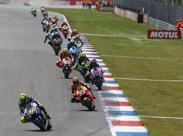 Valentino Rossi, Marc Marquez Titel-Bild zur News: Valentino Rossi, Marc Marquez