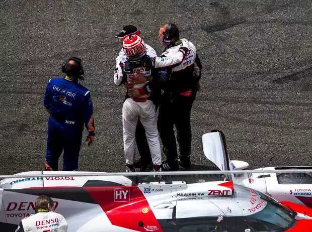 Anthony Davidson, Kazuki Nakajima Titel-Bild zur News: Anthony Davidson, Kazuki Nakajima