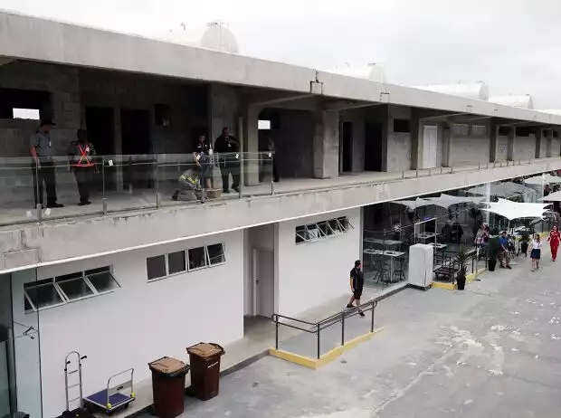 Titel-Bild zur News: Interlagos Baustelle