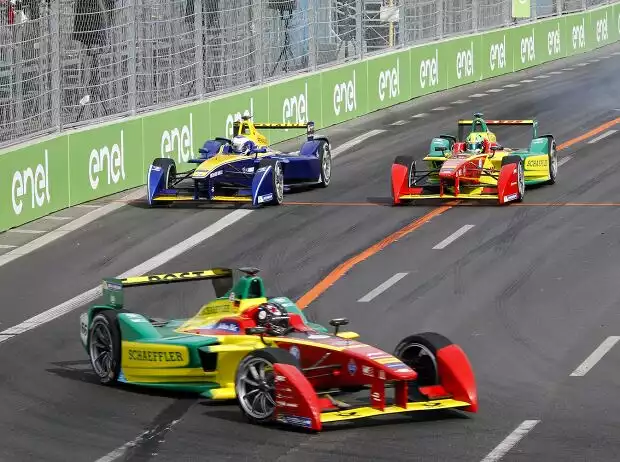 Titel-Bild zur News: Nicolas Prost, Lucas di Grassi