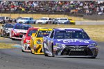 Denny Hamlin (Gibbs) und Kyle Busch (Gibbs) 