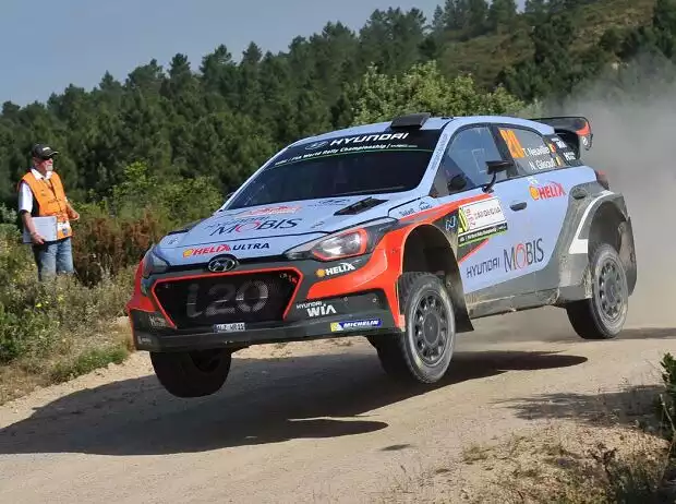 Titel-Bild zur News: Thierry Neuville, Nicolas Gilsoul