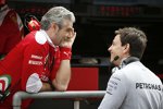 Maurizio Arrivabene und Toto Wolff 