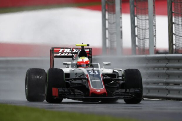 Esteban Gutierrez Ferrari Scuderia Ferrari F1 ~Esteban Gutierrez (Haas) ~ 