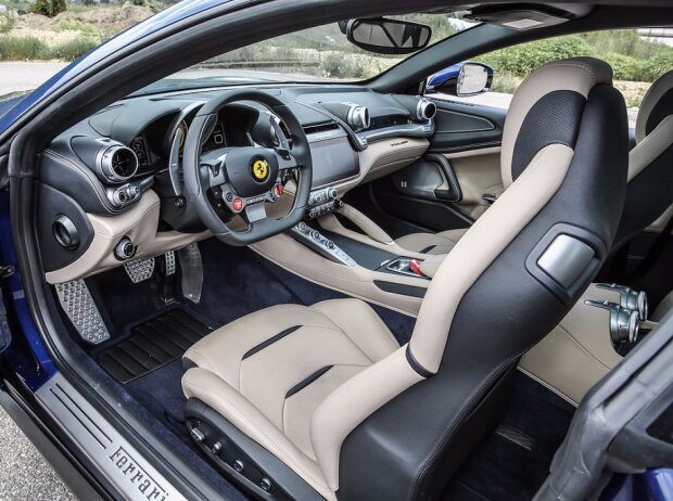 Innenraum Ferrari GTC4 Lusso Innenraum Ferrari GTC4 Lusso