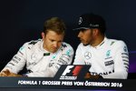 Nico Rosberg (Mercedes) und Lewis Hamilton (Mercedes) 