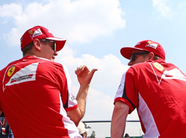 Sebastian Vettel, Kimi Räikkönen Sebastian Vettel, Kimi Räikkönen