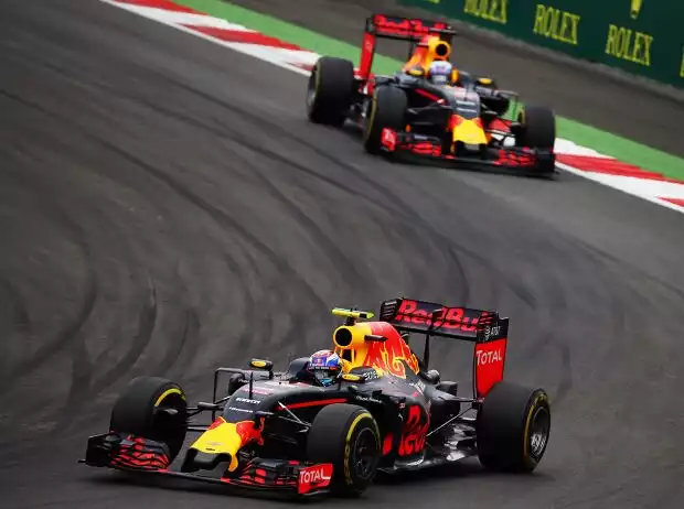 Max Verstappen, Daniel Ricciardo Titel-Bild zur News: Max Verstappen, Daniel Ricciardo