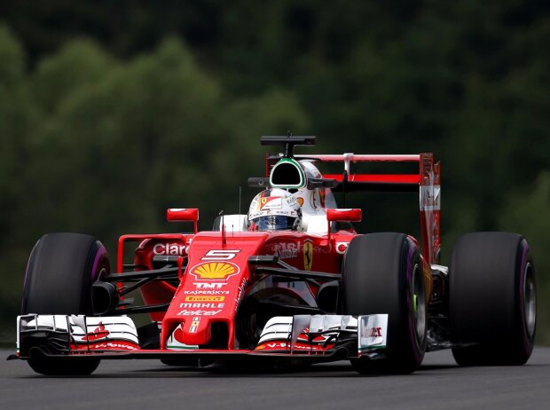 Titel-Bild zur News: Sebastian Vettel, DRS