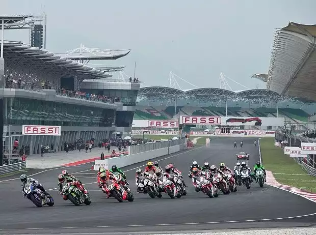Start in Sepang Titel-Bild zur News: Start in Sepang