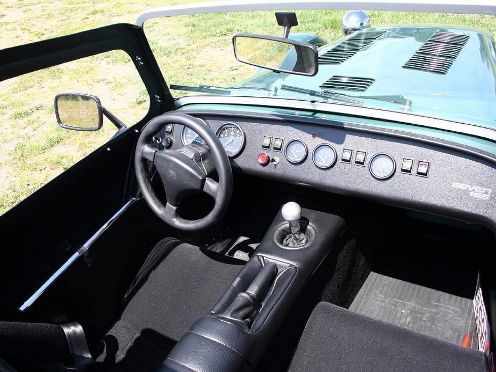Caterham Seven 165