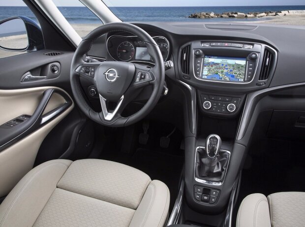 Opel Zafira 2016 Cockpit