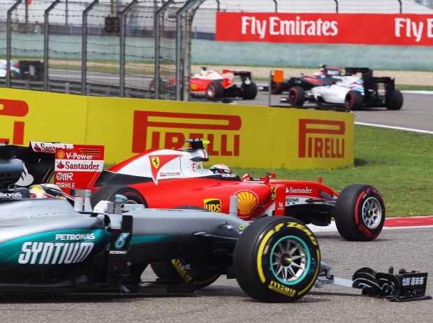 Lewis Hamilton, Kimi Räikkönen Lewis Hamilton, Kimi Räikkönen
