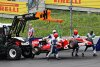 Bild zum Inhalt: Vettels Reifenplatzer: Waren die Randsteine schuld?