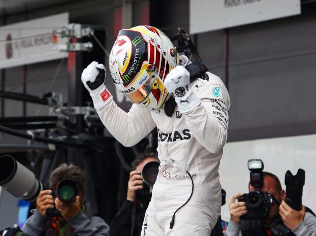 Lewis Hamilton Lewis Hamilton