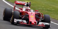 Bild zum Inhalt: Kimi Räikkönen vor Sebastian Vettel: "Ist doch egal"
