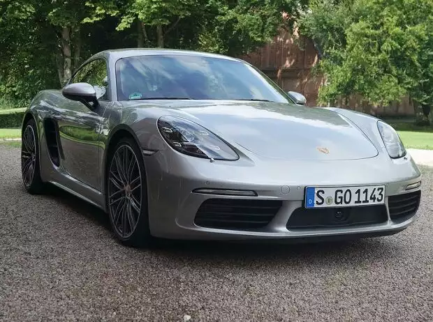 Porsche 718 Cayman Titel-Bild zur News: Porsche 718 Cayman