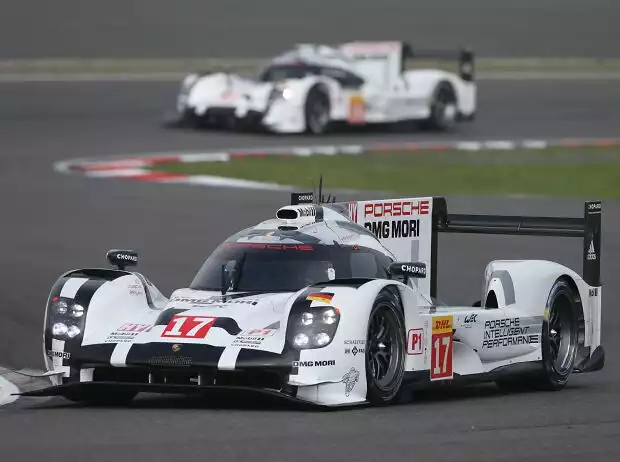 Aaron MacHale, Brendon Hartley, Mark Webber, Timo Bernhard Titel-Bild zur News: Aaron MacHale, Brendon Hartley, Mark Webber, Timo Bernhard