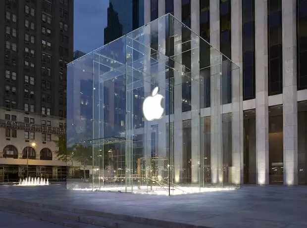 Apple-Store mit Logo Titel-Bild zur News: Apple-Store mit Logo