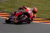 Bild zum Inhalt: MotoGP Sachsenring: Marc Marquez pokert sich zum Sieg