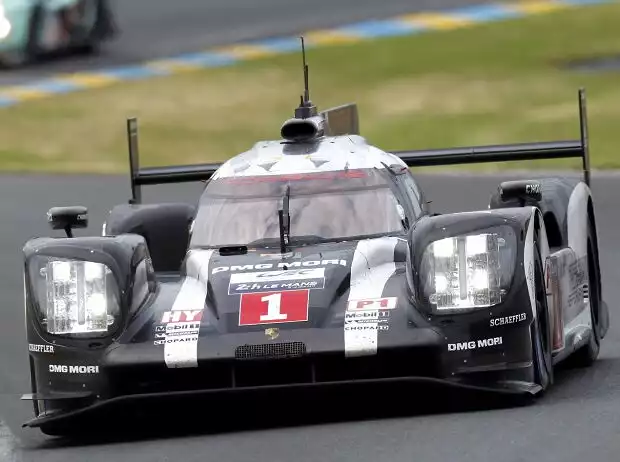 Timo Bernhard, Mark Webber, Brendon Hartley Titel-Bild zur News: Timo Bernhard, Mark Webber, Brendon Hartley