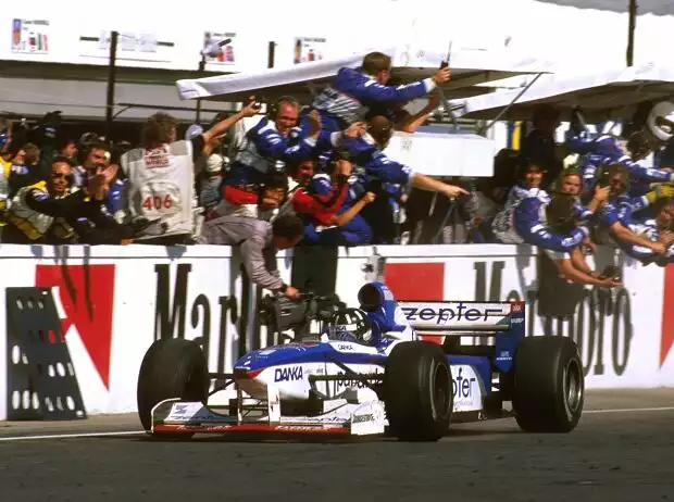 Damon Hill Titel-Bild zur News: Damon Hill