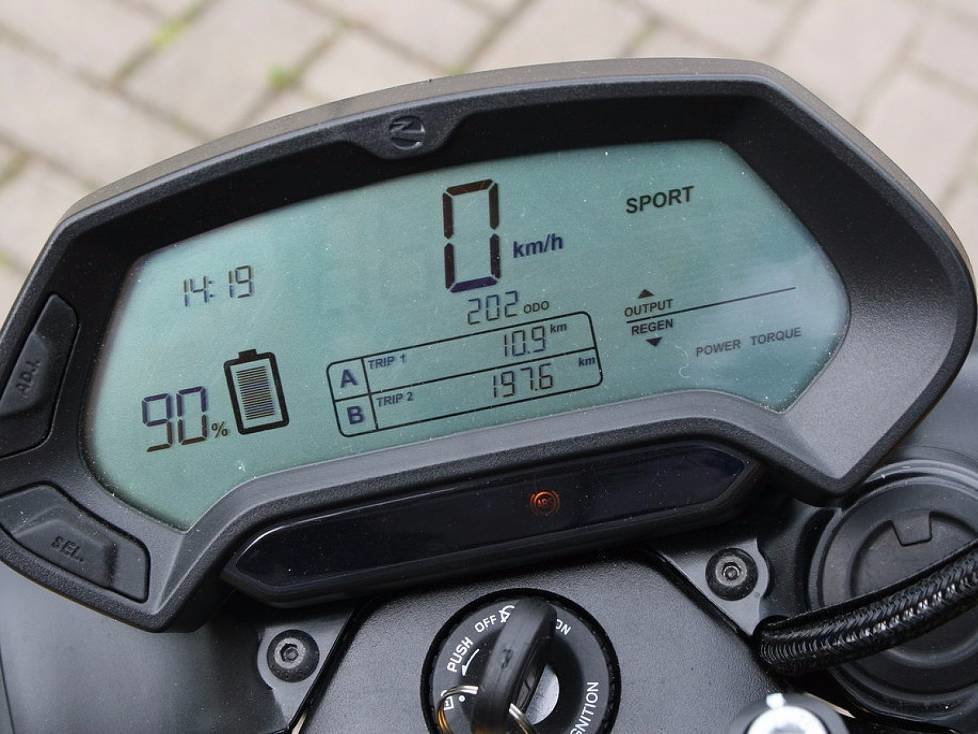 Zero S ZF 13.0 mit 11 kW: das Cockpit