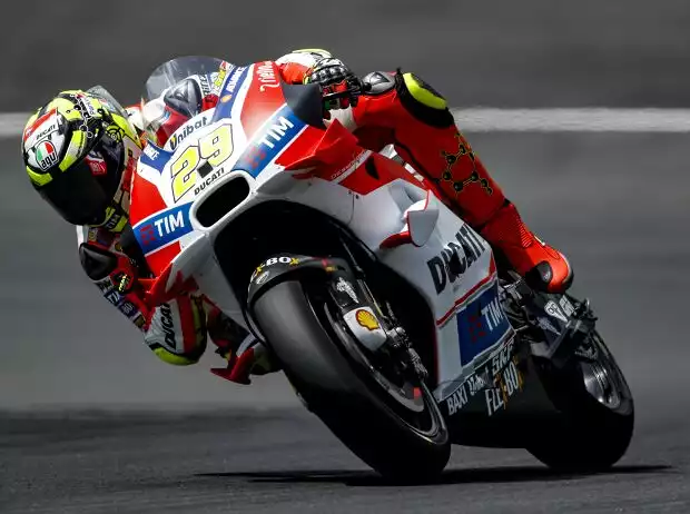 Andrea Iannone Titel-Bild zur News: Andrea Iannone