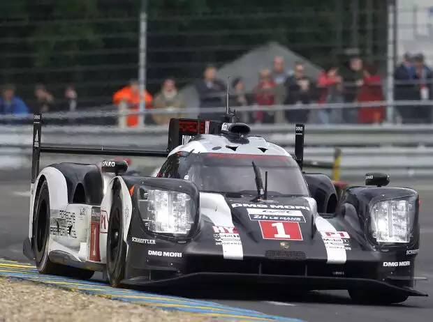 Timo Bernhard, Mark Webber, Brendon Hartley Titel-Bild zur News: Timo Bernhard, Mark Webber, Brendon Hartley