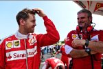 Sebastian Vettel (Ferrari) und Maurizio Arrivabene 