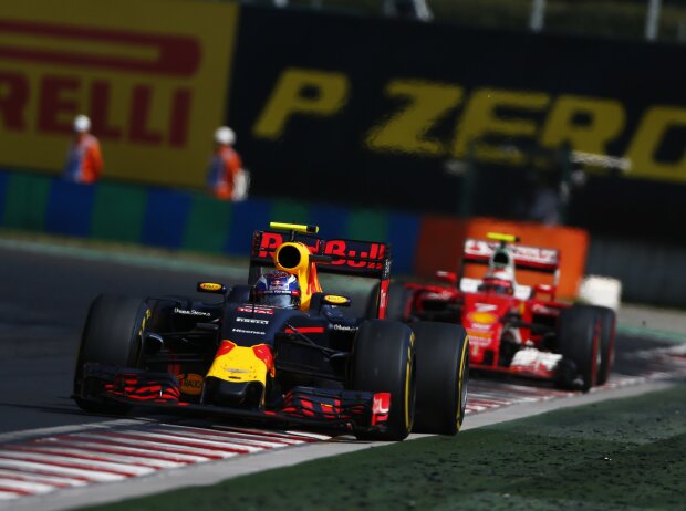 Max Verstappen, Kimi Räikkönen Max Verstappen, Kimi Räikkönen