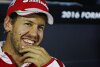 Bild zum Inhalt: "Funk-Motzki" Vettel: Nachzügler machen "guten Job"