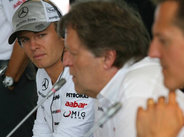 Titel-Bild zur News: Michael Schumacher, Nico Rosberg, Norbert Haug