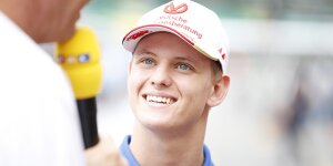 F1 Backstage: Mick Schumacher schnuppert Grand-Prix-Luft