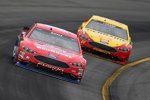 Greg Biffle (Roush) und Joey Logano (Penske) 