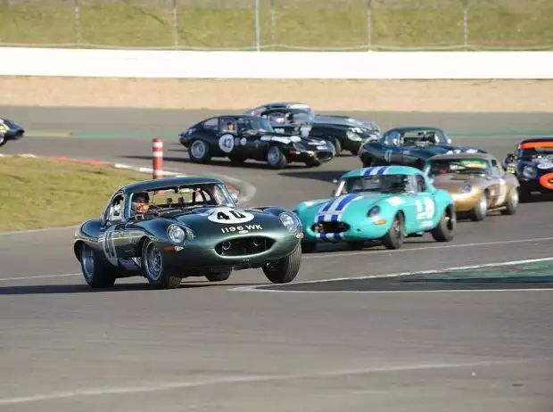 AvD-Oldtimer-Grand-Prix 2012: Jaguar E-Type Challenge Titel-Bild zur News: AvD-Oldtimer-Grand-Prix 2012: Jaguar E-Type Challenge