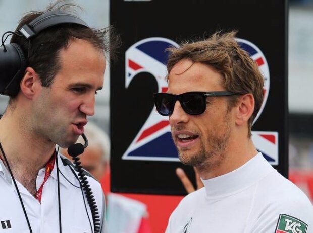 Titel-Bild zur News: Jenson Button, Tom Stallard