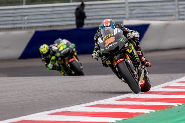  ~Bradley Smith vor Pol Espargaro ~          