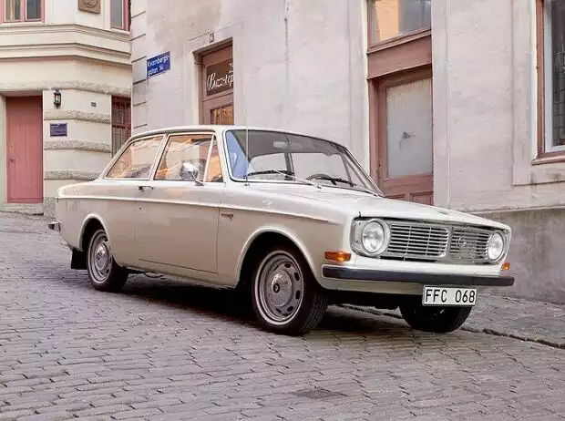 Volvo 142 ab 1967 Titel-Bild zur News: Volvo 142 ab 1967