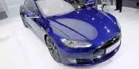 Bild zum Inhalt: Tesla Model S 90D geht in Flammen auf