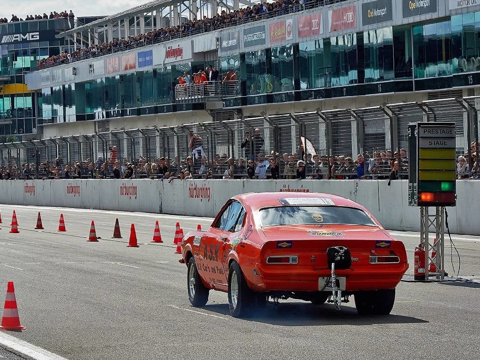 Action pur beim 1/8-Meile Rennen, einer der Höhepunkte beim SPORT1 Trackday auf dem Nürburgring.