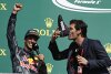 Bild zum Inhalt: Schampus aus dem Schuh: Daniel Ricciardo feiert Spa-Podium