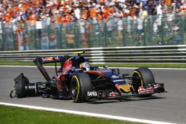 Carlos Sainz Ferrari Scuderia Ferrari F1Toro Rosso Scuderia Toro Rosso F1 ~Carlos Sainz (Toro Rosso) ~ 