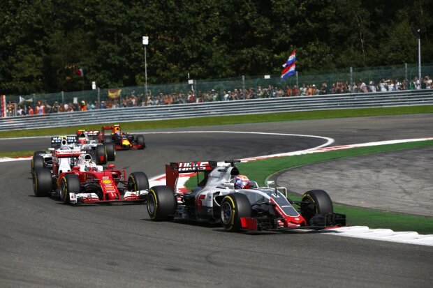 Romain Grosjean Sebastian Vettel Ferrari Scuderia Ferrari F1 ~Romain Grosjean (Haas) und Sebastian Vettel (Ferrari) ~ 