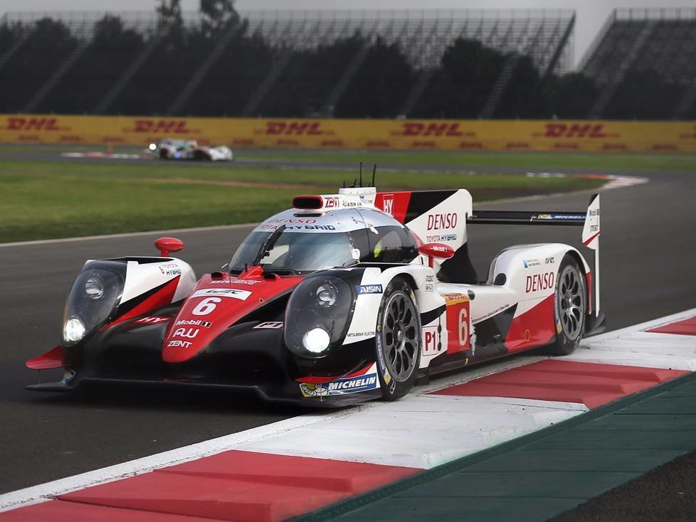 Mike Conway, Kamui Kobayashi