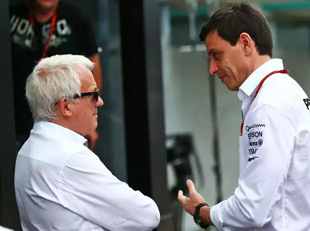 Charlie Whiting, Toto Wolff Titel-Bild zur News: Charlie Whiting, Toto Wolff