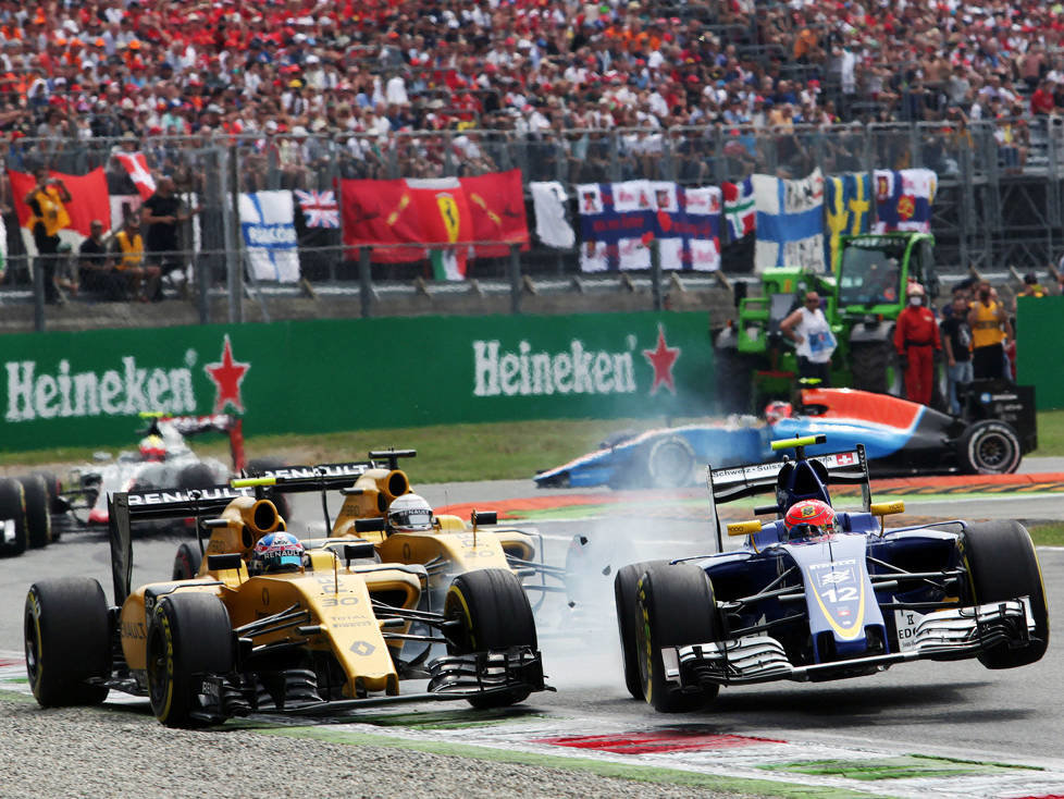Jolyon Palmer, Felipe Nasr