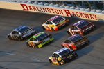 Jeff Gordon, Kyle Busch (Gibbs) und Joey Logano (Penske) 